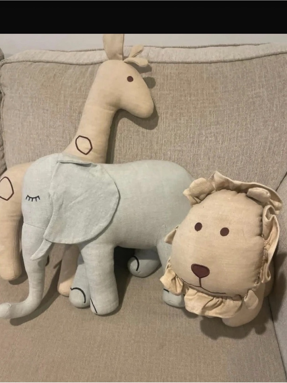 Source Unknown Beige Lion, Light Blue Elephant & Beige Giraffe Plush Set